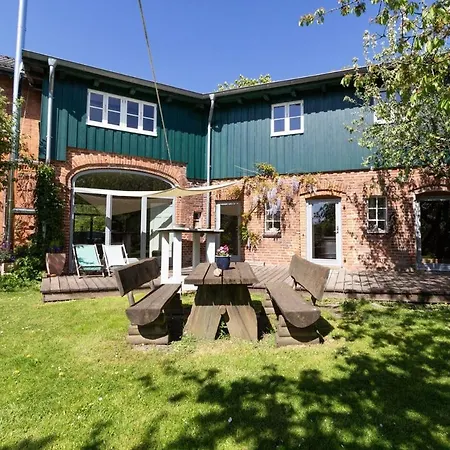 Hof Am Wege 보사우