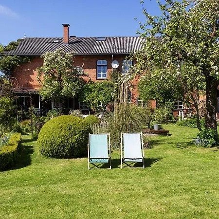 Hof Am Wege 펜션 *